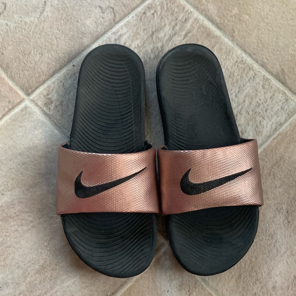 Nike Rose Gold Slides in Womens 8